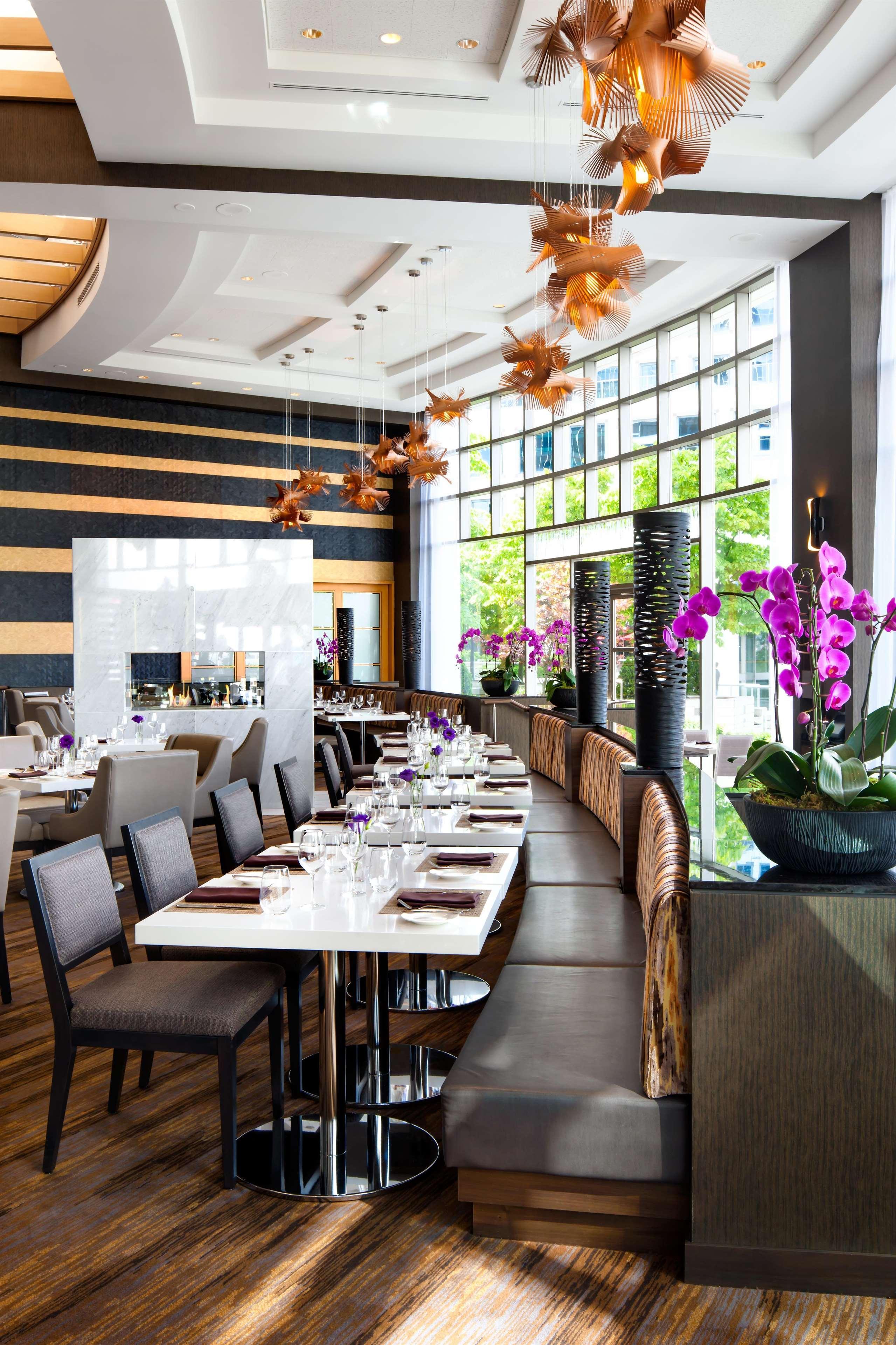 페어몬트 워터프런트 호텔 밴쿠버 외부 사진 The interior of the restaurant