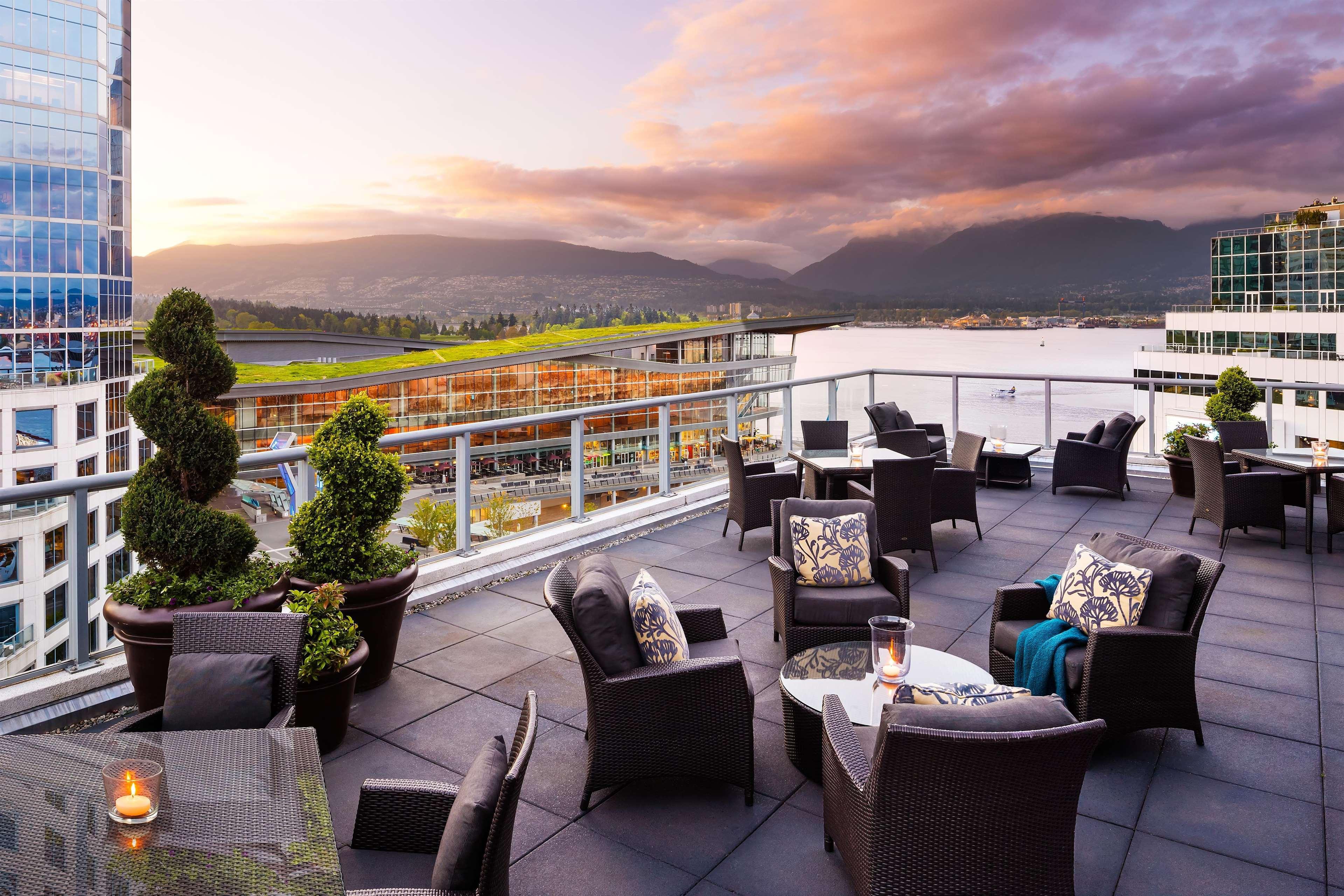 페어몬트 워터프런트 호텔 밴쿠버 외부 사진 The Westin Vancouver