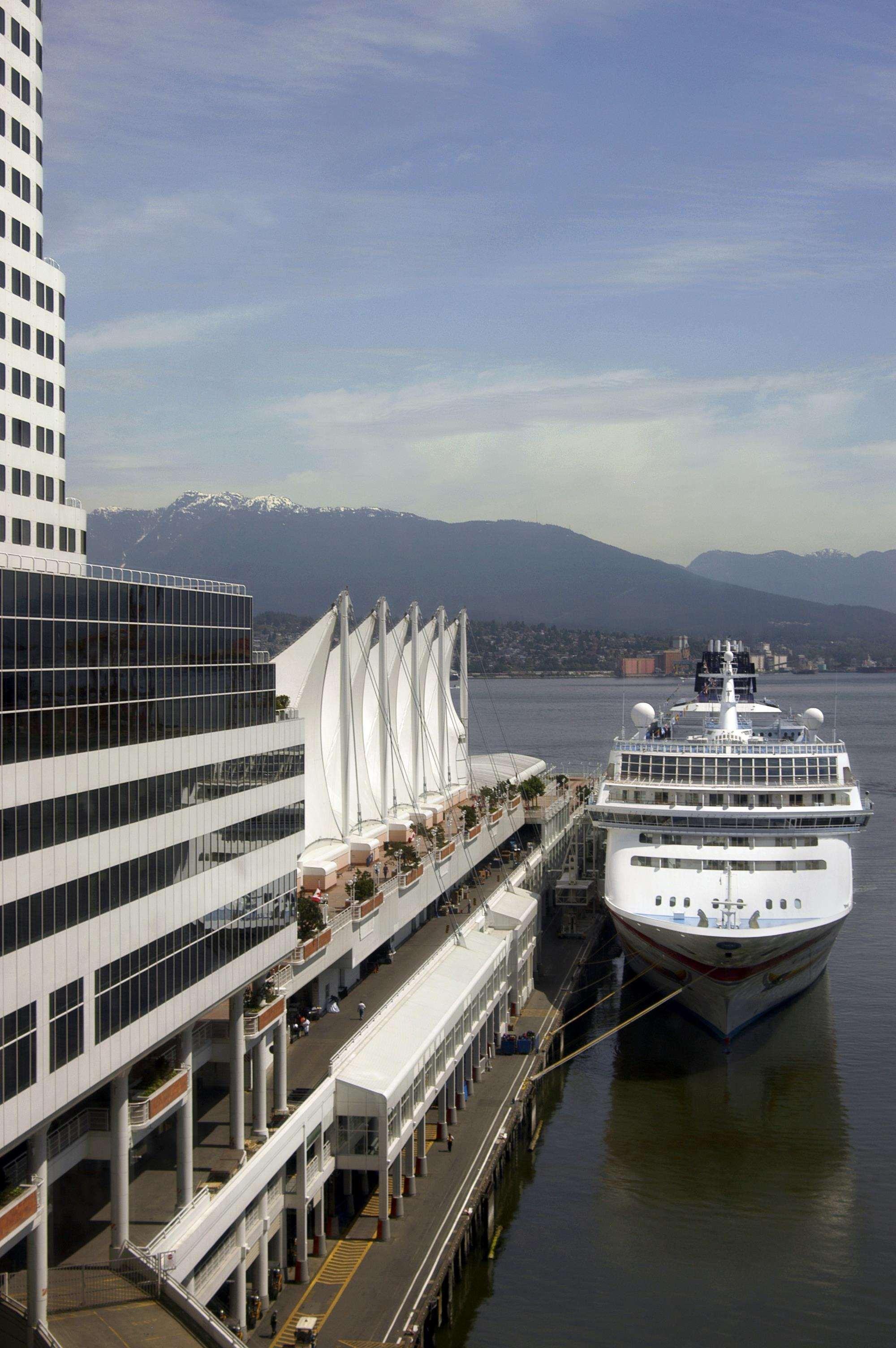 페어몬트 워터프런트 호텔 밴쿠버 외부 사진 The Vancouver Convention Centre