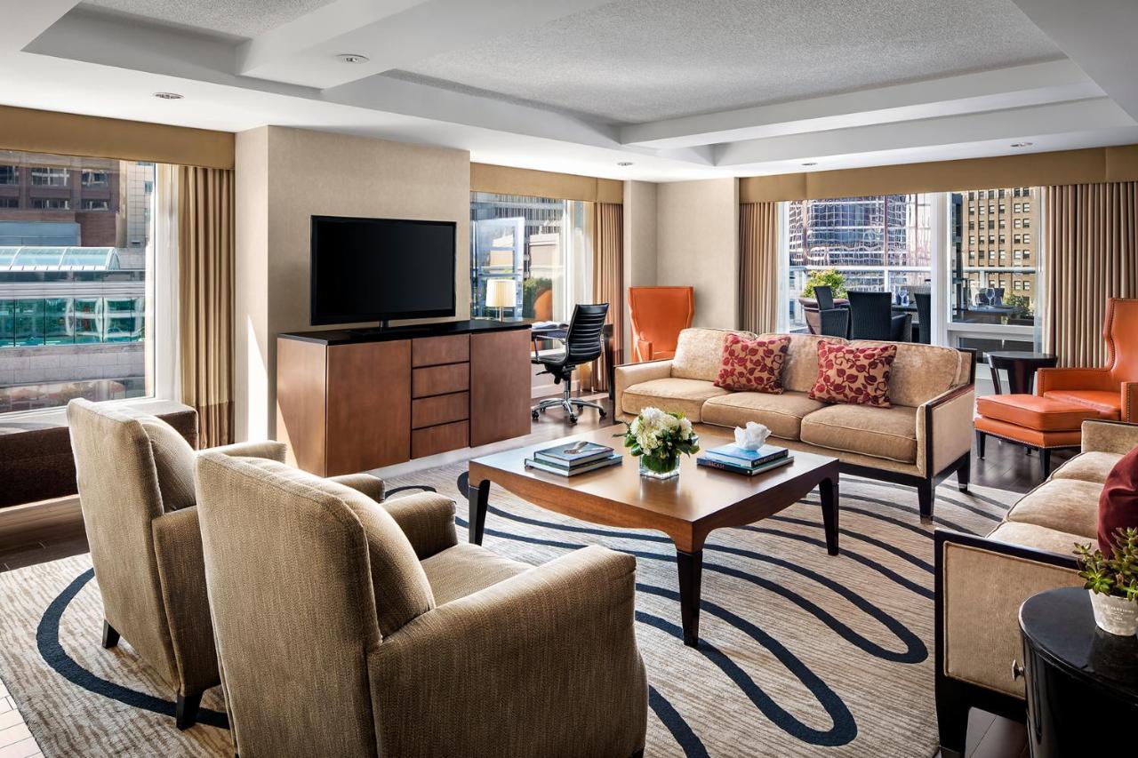 페어몬트 워터프런트 호텔 밴쿠버 외부 사진 A suite at the Mandarin Oriental, New York