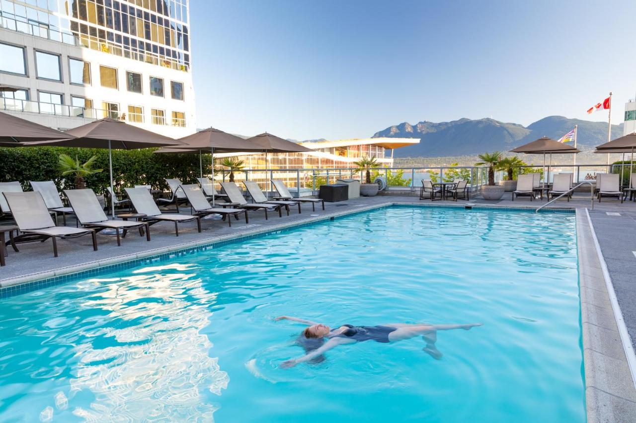 페어몬트 워터프런트 호텔 밴쿠버 외부 사진 The pool at the Hotel Georgia